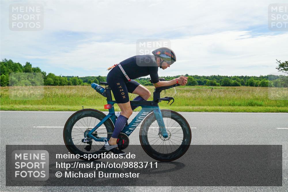 21.06.2026 - Viking Triathlon Michael Burmester http://msf.ph/oto/9883711 21.06.2026 11:10:19 Radfahren 85, 107, 169, 318, 345, 376, 377, 389, 436, 470, 497, 505, 527, 533, 533, 539, 574, 602 meine-sportfotos.de