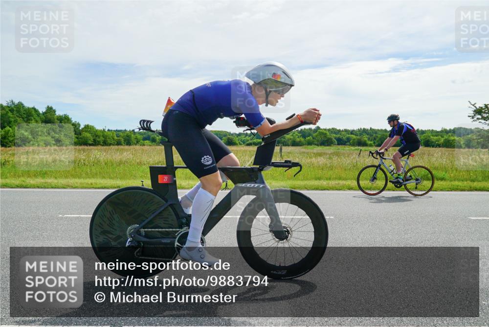 21.06.2026 - Viking Triathlon Michael Burmester http://msf.ph/oto/9883794 21.06.2026 11:13:29 Radfahren 27, 172, 287, 334, 353, 358, 358, 510, 540, 540, 555, 555, 658 meine-sportfotos.de
