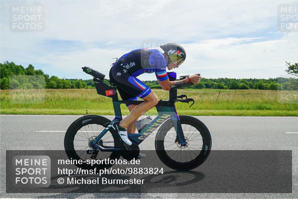 21.06.2026 - Viking Triathlon Michael Burmester http://msf.ph/oto/9883824 21.06.2026 11:14:48 Radfahren 14, 91, 116, 155, 223, 313, 317, 410, 453, 454, 523, 554, 554, 571, 639 meine-sportfotos.de