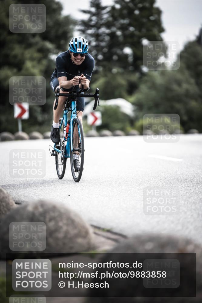21.06.2026 - 29. Vierlanden-Triathlon H.Heesch http://msf.ph/oto/9883858 21.06.2026 10:35:44 Radfahren 46, 131, 173 meine-sportfotos.de