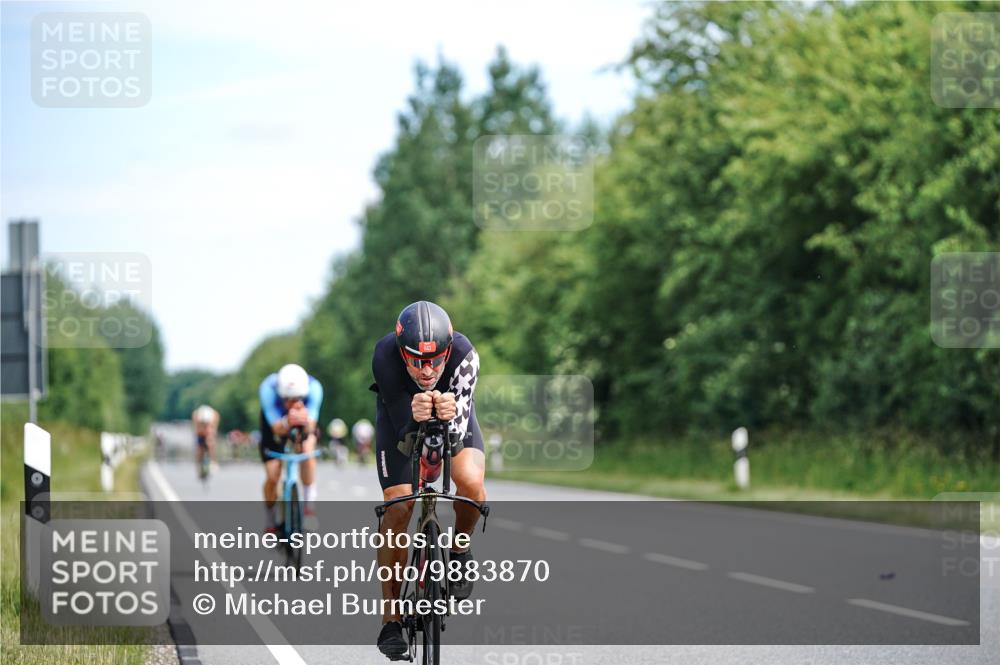 21.06.2026 - Viking Triathlon Michael Burmester http://msf.ph/oto/9883870 21.06.2026 11:08:19 Radfahren 22, 46, 143, 176, 248, 330, 339, 351, 371, 399, 415, 441, 452, 511, 550, 632, 643 meine-sportfotos.de