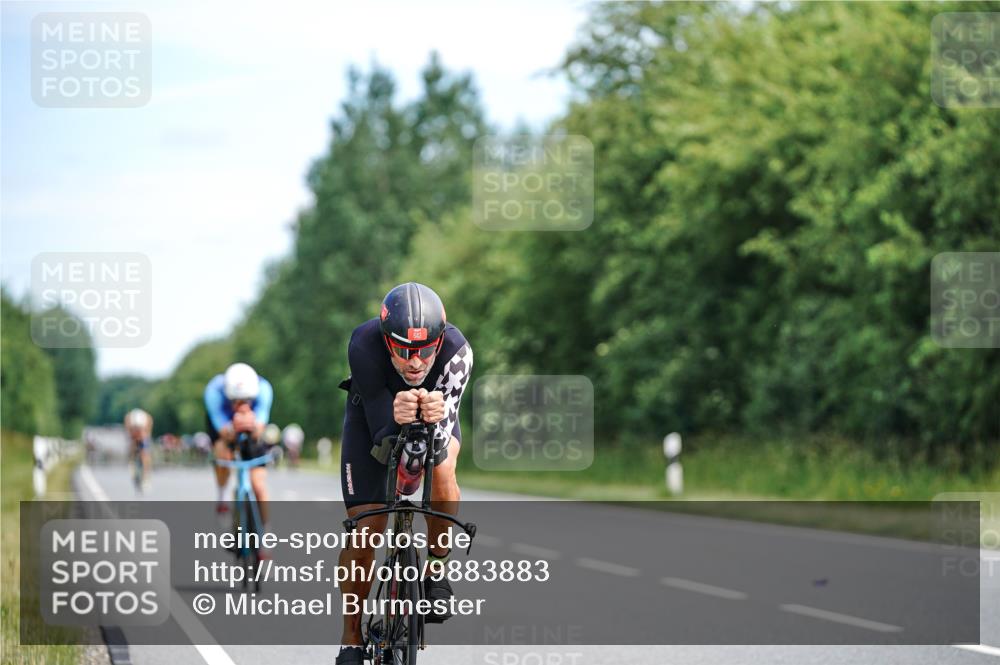 21.06.2026 - Viking Triathlon Michael Burmester http://msf.ph/oto/9883883 21.06.2026 11:08:19 Radfahren 22, 46, 143, 176, 248, 330, 339, 351, 371, 399, 415, 441, 452, 511, 550, 632, 643 meine-sportfotos.de