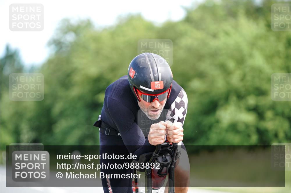 21.06.2026 - Viking Triathlon Michael Burmester http://msf.ph/oto/9883892 21.06.2026 11:08:20 Radfahren 22, 46, 143, 176, 234, 248, 330, 339, 351, 371, 399, 415, 441, 452, 511, 550, 632, 643 meine-sportfotos.de