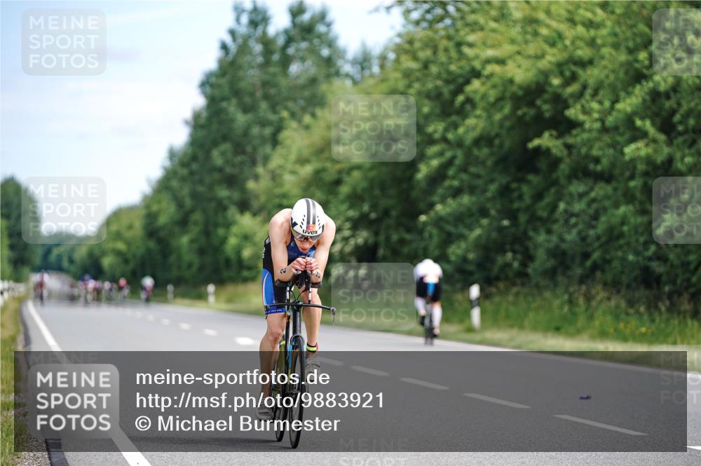 21.06.2026 - Viking Triathlon Michael Burmester http://msf.ph/oto/9883921 21.06.2026 11:08:25 Radfahren 22, 46, 143, 176, 234, 248, 330, 339, 351, 371, 399, 415, 441, 452, 511, 550, 632, 643 meine-sportfotos.de