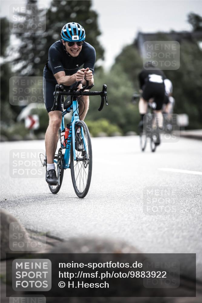 21.06.2026 - 29. Vierlanden-Triathlon H.Heesch http://msf.ph/oto/9883922 21.06.2026 10:35:44 Radfahren 46, 131, 173 meine-sportfotos.de