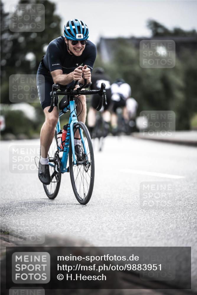 21.06.2026 - 29. Vierlanden-Triathlon H.Heesch http://msf.ph/oto/9883951 21.06.2026 10:35:45 Radfahren 46, 131, 173 meine-sportfotos.de