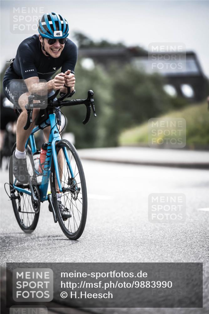 21.06.2026 - 29. Vierlanden-Triathlon H.Heesch http://msf.ph/oto/9883990 21.06.2026 10:35:45 Radfahren 46, 131, 173 meine-sportfotos.de