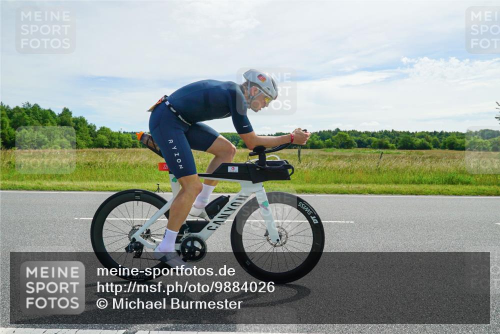21.06.2026 - Viking Triathlon Michael Burmester http://msf.ph/oto/9884026 21.06.2026 11:19:03 Radfahren 1, 4, 47, 221, 242, 295, 311, 372, 378, 449, 495, 536, 537, 541, 576, 613, 623, 629 meine-sportfotos.de