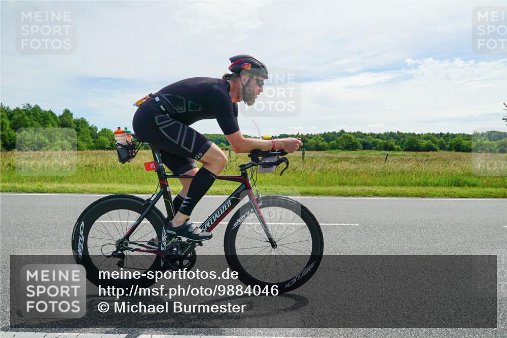 21.06.2026 - Viking Triathlon Michael Burmester http://msf.ph/oto/9884046 21.06.2026 11:19:07 Radfahren 1, 4, 13, 47, 221, 242, 295, 311, 372, 378, 449, 495, 536, 537, 541, 576, 623, 629 meine-sportfotos.de