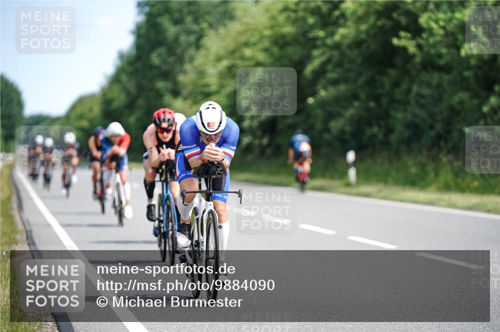 21.06.2026 - Viking Triathlon Michael Burmester http://msf.ph/oto/9884090 21.06.2026 11:17:41 Radfahren 18, 28, 49, 60, 131, 181, 212, 261, 271, 360, 382, 390, 409, 430, 432, 463, 501 meine-sportfotos.de