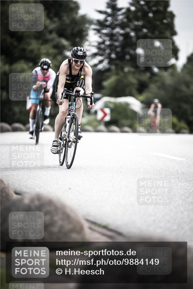 21.06.2026 - 29. Vierlanden-Triathlon H.Heesch http://msf.ph/oto/9884149 21.06.2026 10:36:00 Radfahren 9, 10, 25, 26, 34, 60, 88, 104, 186, 243, 278 meine-sportfotos.de