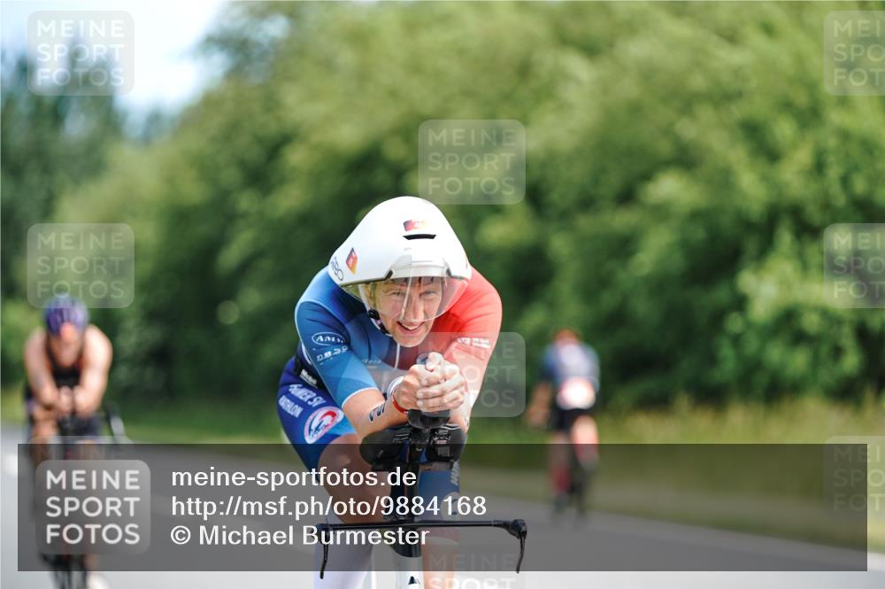 21.06.2026 - Viking Triathlon Michael Burmester http://msf.ph/oto/9884168 21.06.2026 11:17:44 Radfahren 18, 28, 49, 131, 181, 212, 245, 261, 271, 360, 382, 390, 409, 430, 432, 463, 501 meine-sportfotos.de