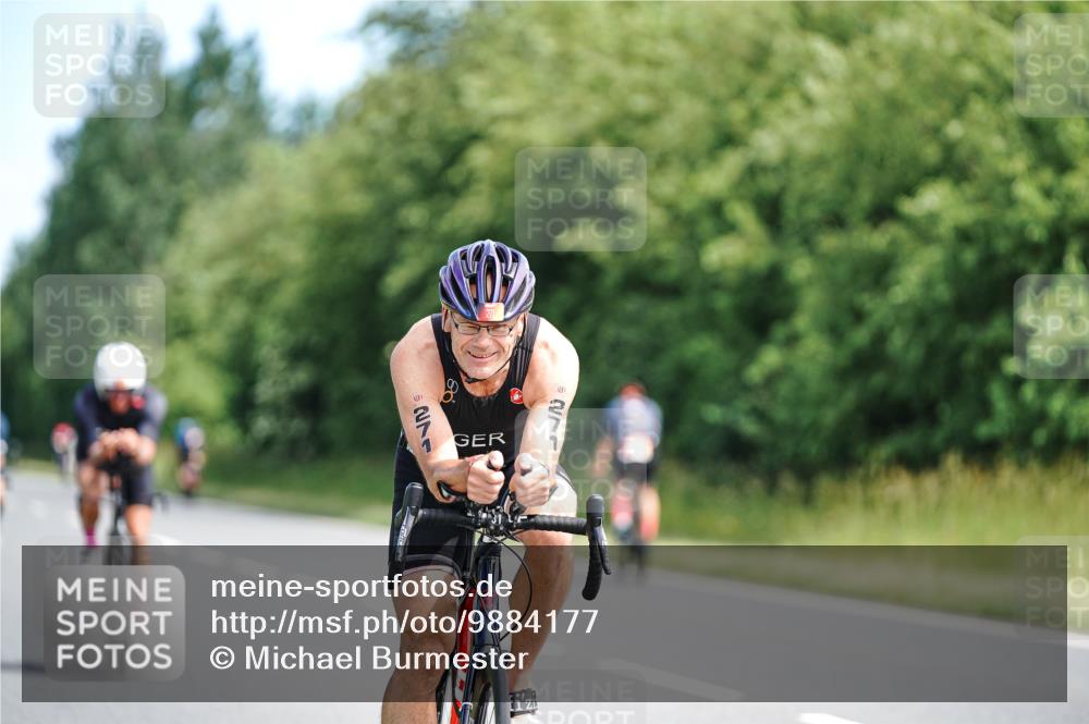 21.06.2026 - Viking Triathlon Michael Burmester http://msf.ph/oto/9884177 21.06.2026 11:17:45 Radfahren 18, 28, 49, 131, 181, 212, 245, 261, 271, 360, 382, 390, 409, 430, 432, 463, 501 meine-sportfotos.de