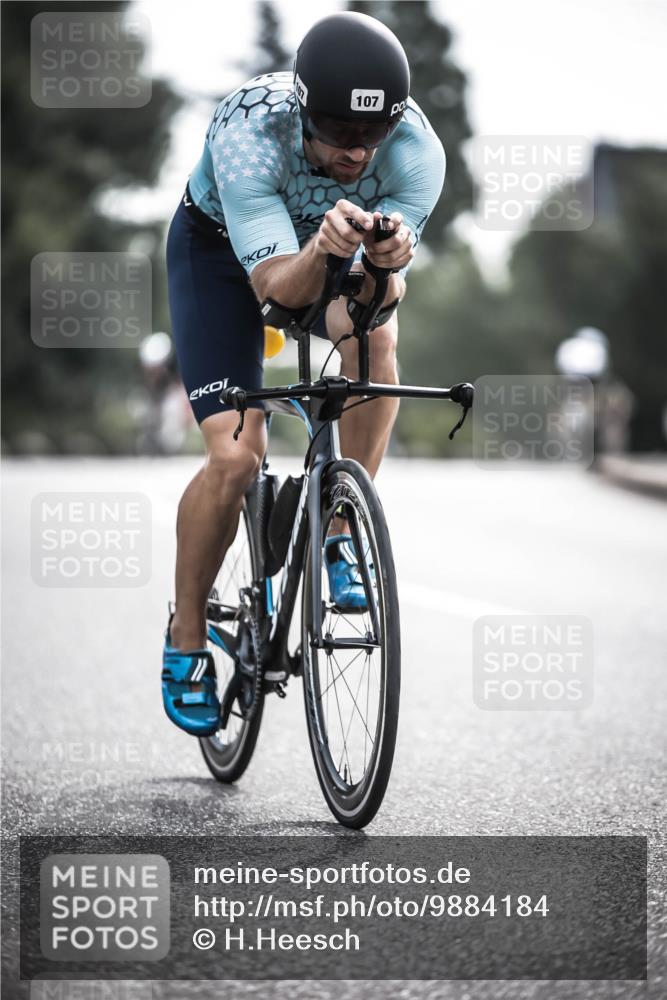 21.06.2026 - 29. Vierlanden-Triathlon H.Heesch http://msf.ph/oto/9884184 21.06.2026 09:19:05 Radfahren 79, 107, 268 meine-sportfotos.de