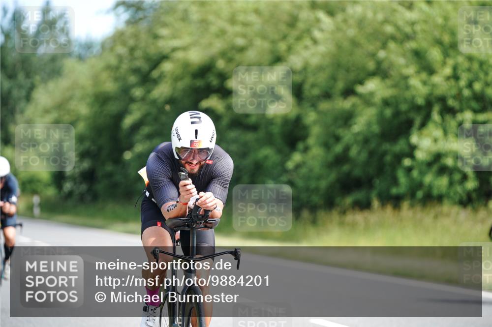 21.06.2026 - Viking Triathlon Michael Burmester http://msf.ph/oto/9884201 21.06.2026 11:17:46 Radfahren 18, 28, 49, 131, 181, 212, 245, 261, 271, 360, 382, 390, 409, 430, 432, 463, 501 meine-sportfotos.de