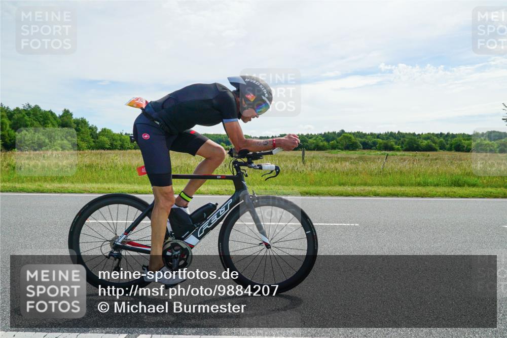 21.06.2026 - Viking Triathlon Michael Burmester http://msf.ph/oto/9884207 21.06.2026 11:20:39 Radfahren 19, 100, 102, 170, 200, 237, 391, 404, 472, 498, 543, 561, 568 meine-sportfotos.de