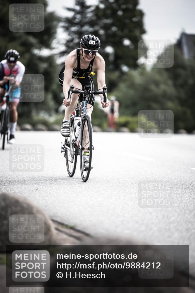 21.06.2026 - 29. Vierlanden-Triathlon H.Heesch http://msf.ph/oto/9884212 21.06.2026 10:36:00 Radfahren 9, 10, 25, 26, 34, 60, 88, 104, 186, 243, 278 meine-sportfotos.de