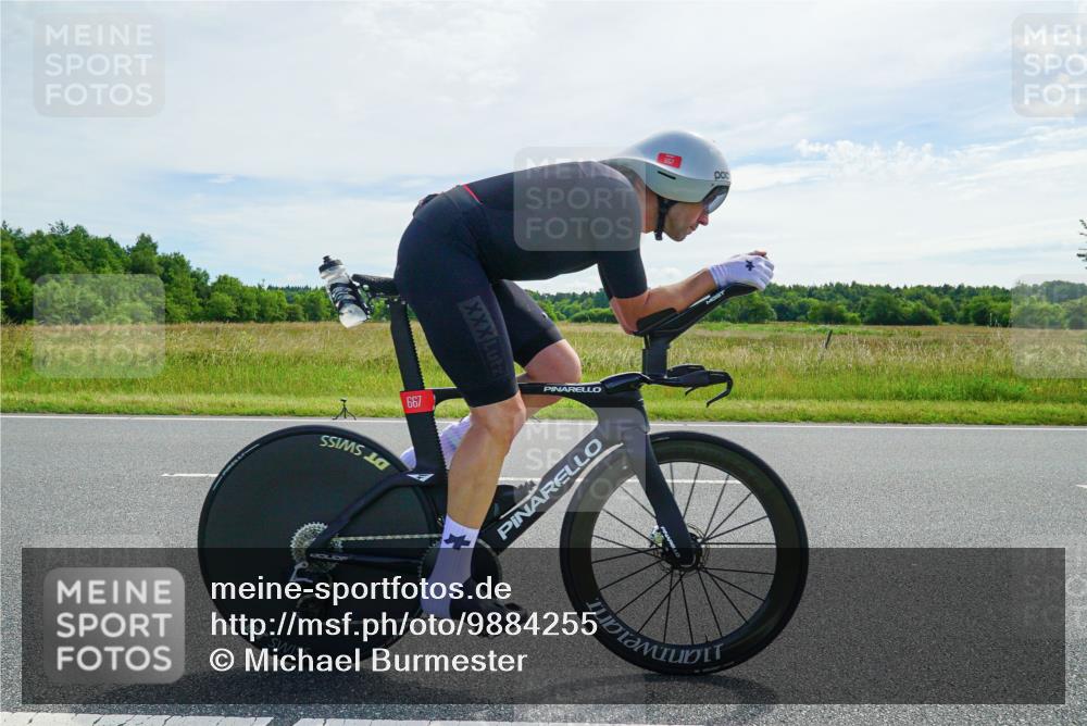 21.06.2026 - Viking Triathlon Michael Burmester http://msf.ph/oto/9884255 21.06.2026 11:21:08 Radfahren 7, 7, 25, 283, 307, 342, 374, 380, 433, 517, 547, 575, 606, 667 meine-sportfotos.de