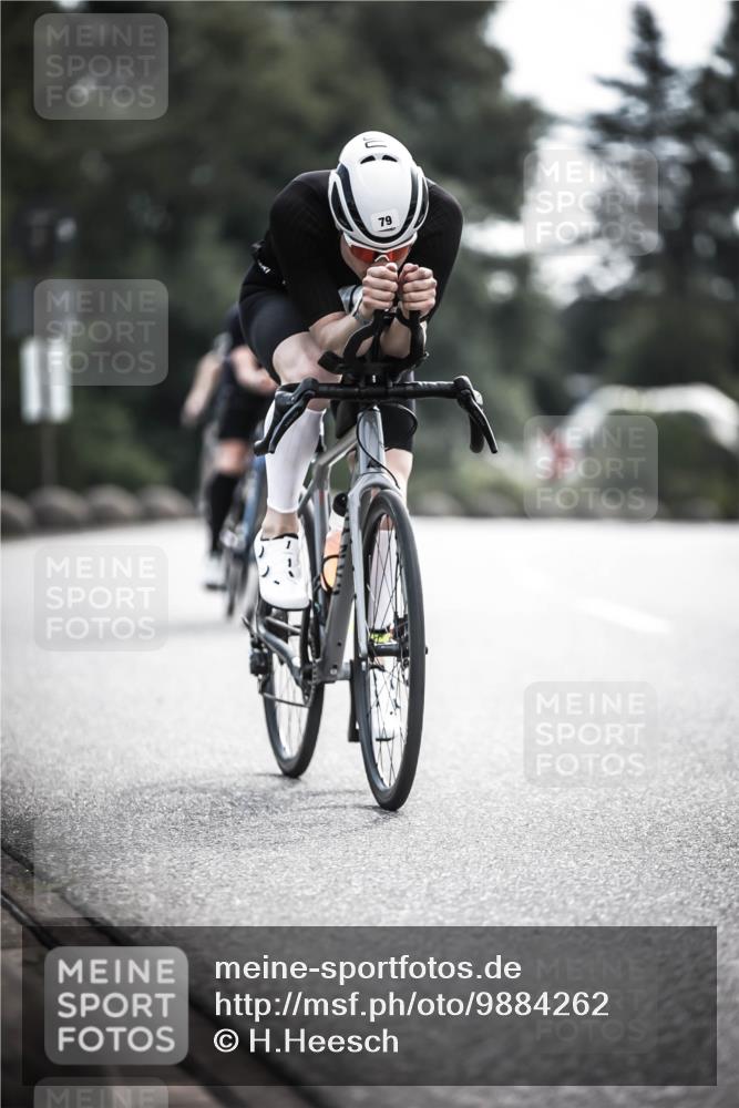 21.06.2026 - 29. Vierlanden-Triathlon H.Heesch http://msf.ph/oto/9884262 21.06.2026 09:19:11 Radfahren 24, 79, 169, 268, 278 meine-sportfotos.de