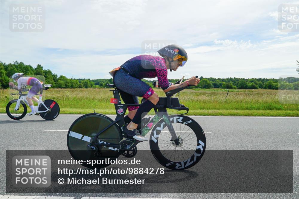 21.06.2026 - Viking Triathlon Michael Burmester http://msf.ph/oto/9884278 21.06.2026 11:21:41 Radfahren 24, 40, 51, 76, 171, 203, 269, 285, 298, 328, 640, 648 meine-sportfotos.de