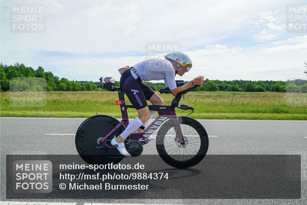 21.06.2026 - Viking Triathlon Michael Burmester http://msf.ph/oto/9884374 21.06.2026 11:23:30 Radfahren 8, 90, 97, 118, 135, 184, 425, 443, 443, 538, 556, 566, 622 meine-sportfotos.de