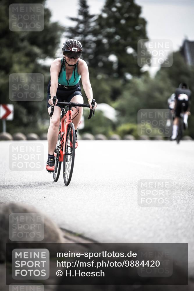21.06.2026 - 29. Vierlanden-Triathlon H.Heesch http://msf.ph/oto/9884420 21.06.2026 10:36:07 Radfahren 104, 243, 376, 589 meine-sportfotos.de