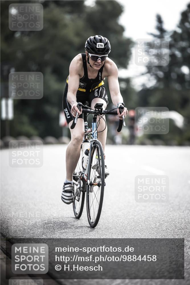 21.06.2026 - 29. Vierlanden-Triathlon H.Heesch http://msf.ph/oto/9884458 21.06.2026 09:19:15 Radfahren 24, 169, 228, 268, 278 meine-sportfotos.de