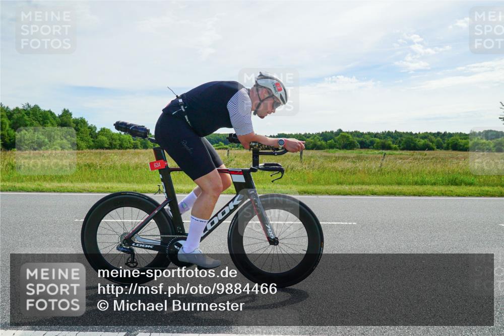 21.06.2026 - Viking Triathlon Michael Burmester http://msf.ph/oto/9884466 21.06.2026 11:24:41 Radfahren 55, 64, 68, 89, 117, 182, 182, 199, 255, 267, 386, 397, 413, 424, 490, 545, 612, 634 meine-sportfotos.de