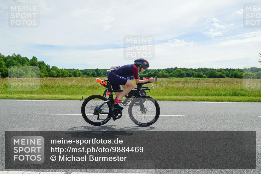 21.06.2026 - Viking Triathlon Michael Burmester http://msf.ph/oto/9884469 21.06.2026 11:24:42 Radfahren 55, 64, 68, 117, 182, 182, 199, 255, 267, 386, 397, 413, 424, 490, 545, 612, 634 meine-sportfotos.de