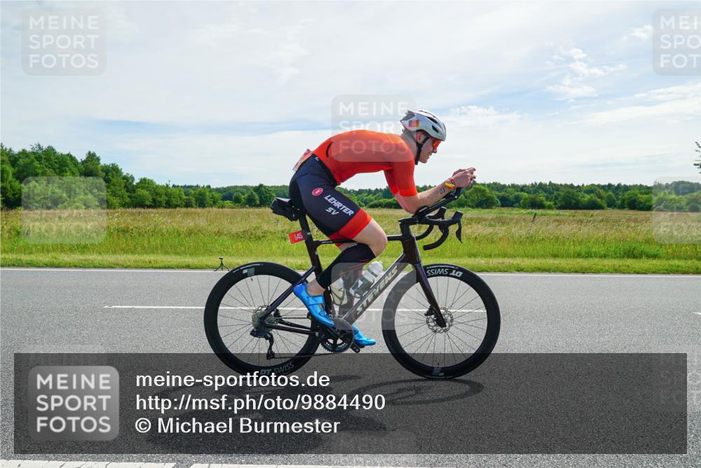21.06.2026 - Viking Triathlon Michael Burmester http://msf.ph/oto/9884490 21.06.2026 11:24:44 Radfahren 55, 64, 68, 117, 182, 199, 255, 267, 386, 397, 413, 490, 502, 545, 612, 634 meine-sportfotos.de
