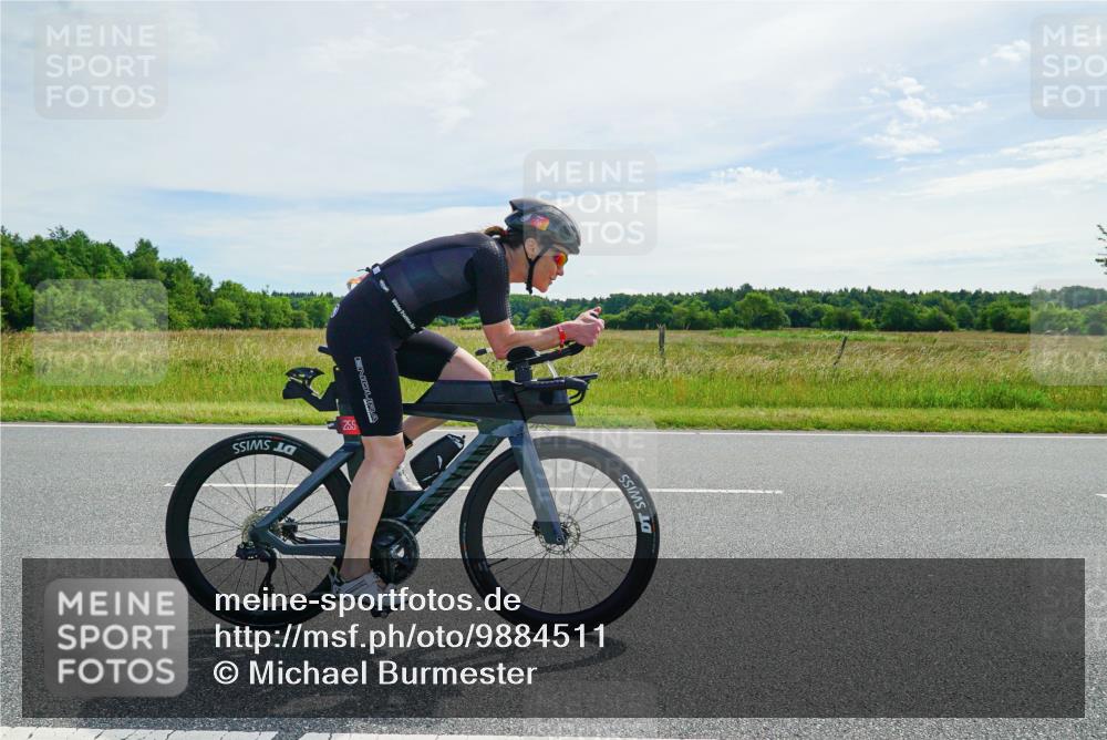 21.06.2026 - Viking Triathlon Michael Burmester http://msf.ph/oto/9884511 21.06.2026 11:24:47 Radfahren 55, 64, 68, 117, 182, 199, 255, 267, 386, 397, 413, 502, 545, 612, 634 meine-sportfotos.de