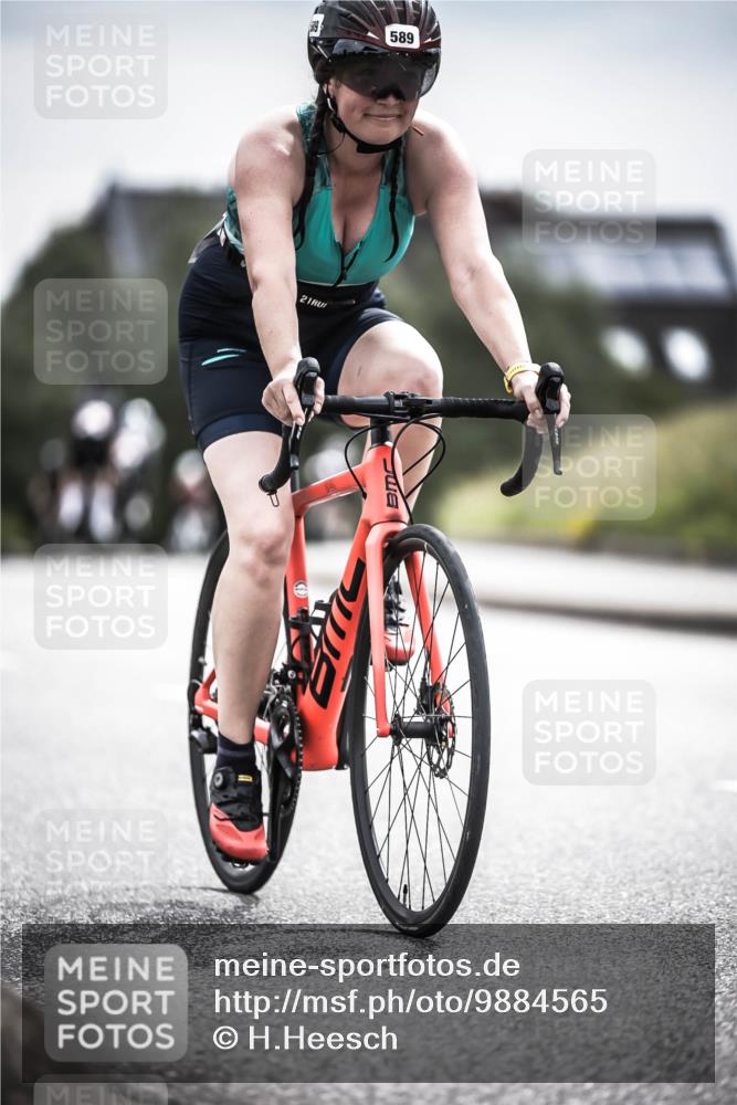 21.06.2026 - 29. Vierlanden-Triathlon H.Heesch http://msf.ph/oto/9884565 21.06.2026 10:36:08 Radfahren 376, 589 meine-sportfotos.de