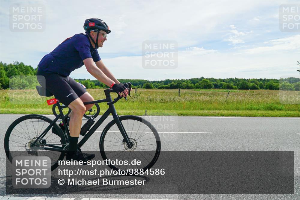 21.06.2026 - Viking Triathlon Michael Burmester http://msf.ph/oto/9884586 21.06.2026 11:25:51 Radfahren 119, 176, 189, 264, 309, 309, 401, 419, 426, 456, 474, 526, 645, 664 meine-sportfotos.de