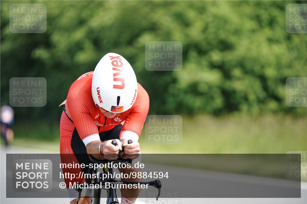 21.06.2026 - Viking Triathlon Michael Burmester http://msf.ph/oto/9884594 21.06.2026 11:19:53 Radfahren 30, 115, 115, 249, 250, 250, 257, 291, 297, 323, 332, 343, 346, 604 meine-sportfotos.de