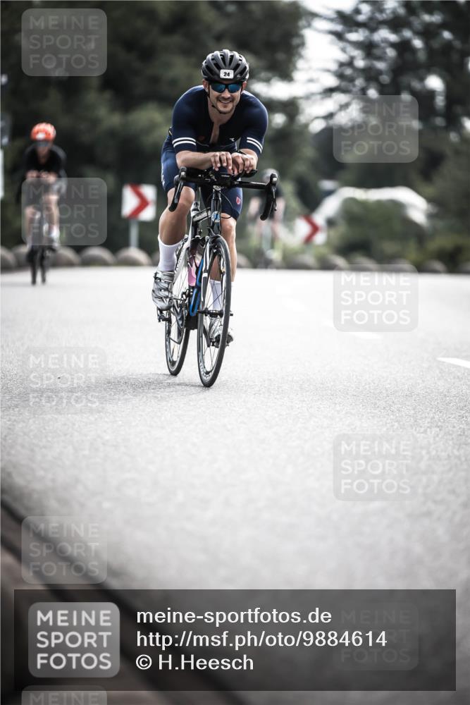 21.06.2026 - 29. Vierlanden-Triathlon H.Heesch http://msf.ph/oto/9884614 21.06.2026 09:19:18 Radfahren 24, 169, 224, 228, 278 meine-sportfotos.de