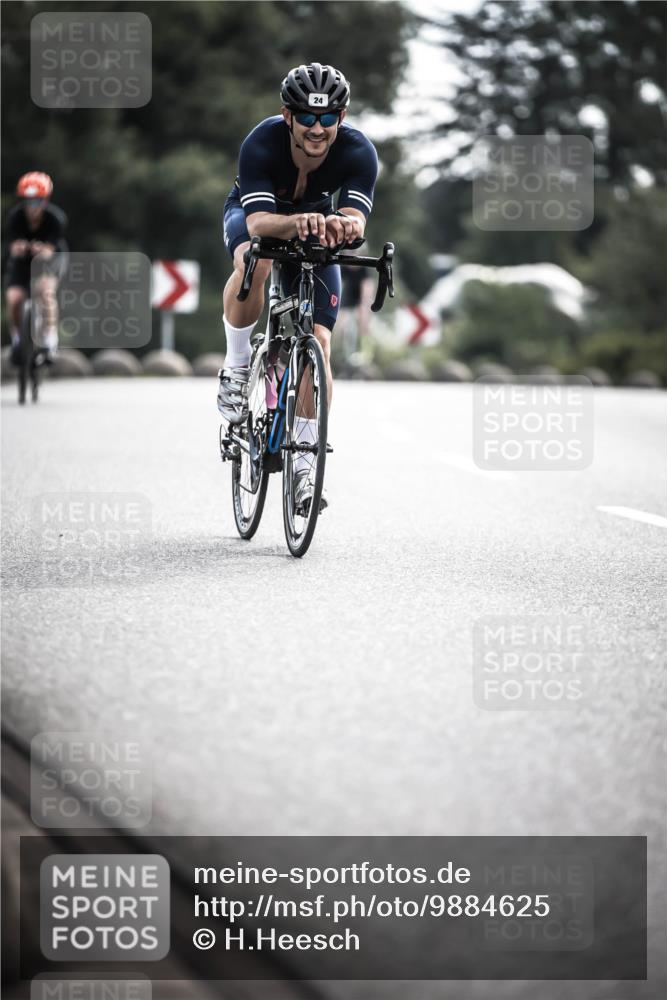 21.06.2026 - 29. Vierlanden-Triathlon H.Heesch http://msf.ph/oto/9884625 21.06.2026 09:19:18 Radfahren 24, 169, 224, 228, 278 meine-sportfotos.de