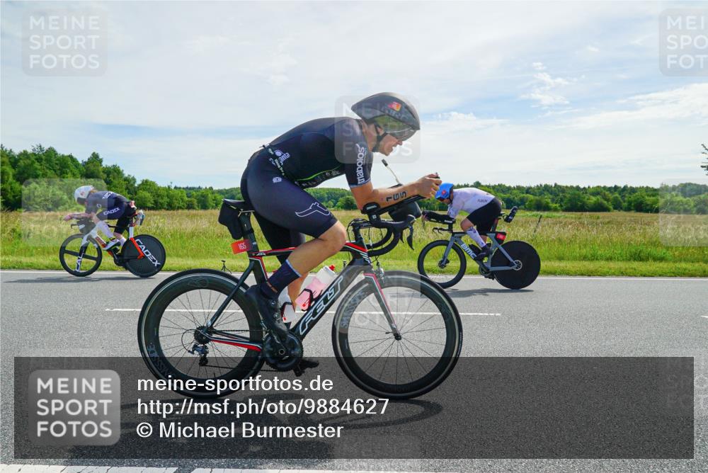 21.06.2026 - Viking Triathlon Michael Burmester http://msf.ph/oto/9884627 21.06.2026 11:26:14 Radfahren 52, 58, 86, 133, 133, 165, 169, 190, 280, 316, 526, 527, 546 meine-sportfotos.de