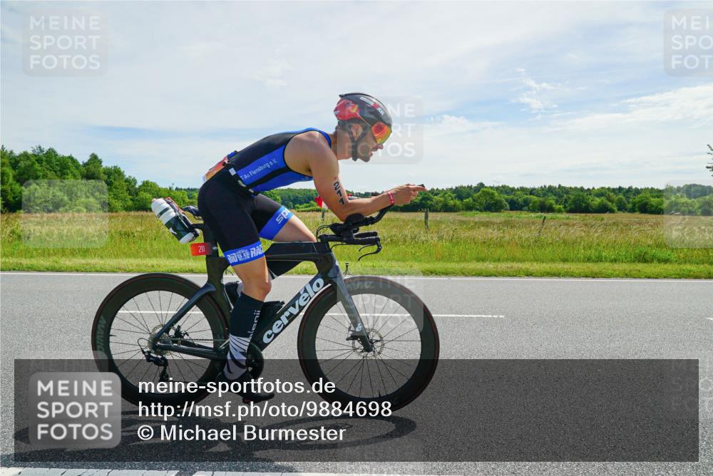 21.06.2026 - Viking Triathlon Michael Burmester http://msf.ph/oto/9884698 21.06.2026 11:26:59 Radfahren 41, 63, 65, 74, 94, 103, 111, 162, 211, 266, 270, 344, 348, 387, 460, 569, 608, 668 meine-sportfotos.de