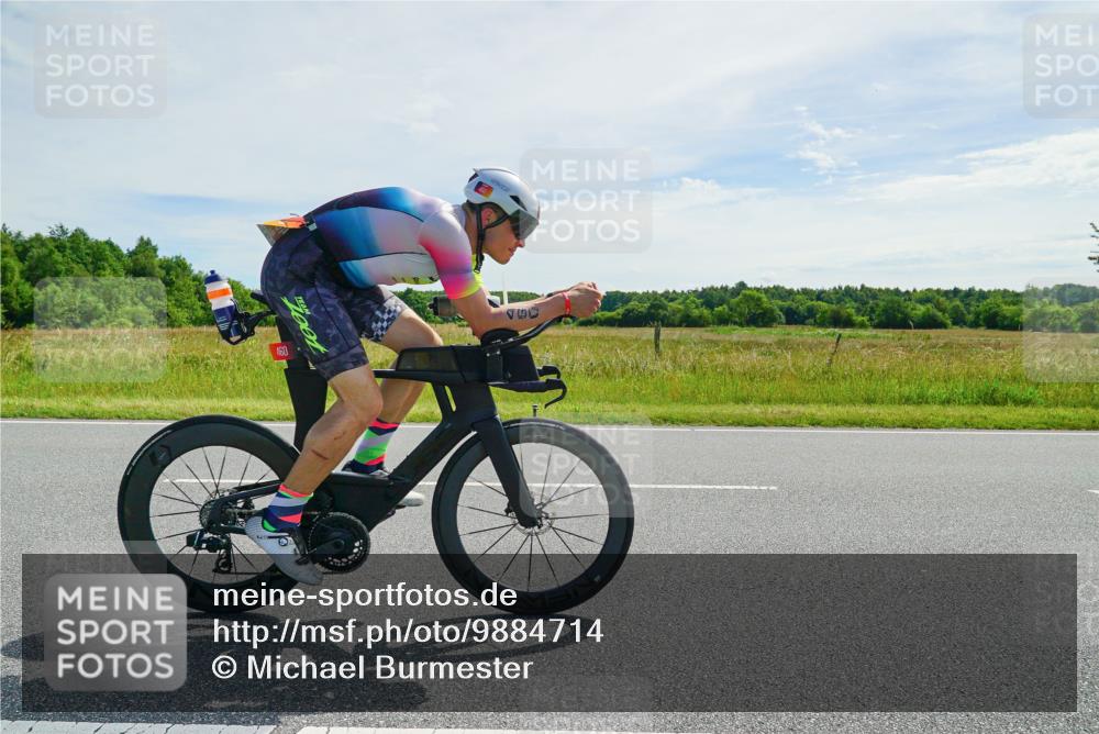 21.06.2026 - Viking Triathlon Michael Burmester http://msf.ph/oto/9884714 21.06.2026 11:27:02 Radfahren 41, 44, 63, 65, 74, 74, 94, 103, 111, 162, 163, 211, 266, 270, 275, 344, 348, 387, 411, 460, 522, 569, 608, 651, 668 meine-sportfotos.de