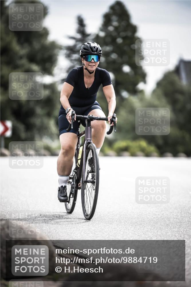 21.06.2026 - 29. Vierlanden-Triathlon H.Heesch http://msf.ph/oto/9884719 21.06.2026 10:36:18 Radfahren 223, 349, 504 meine-sportfotos.de