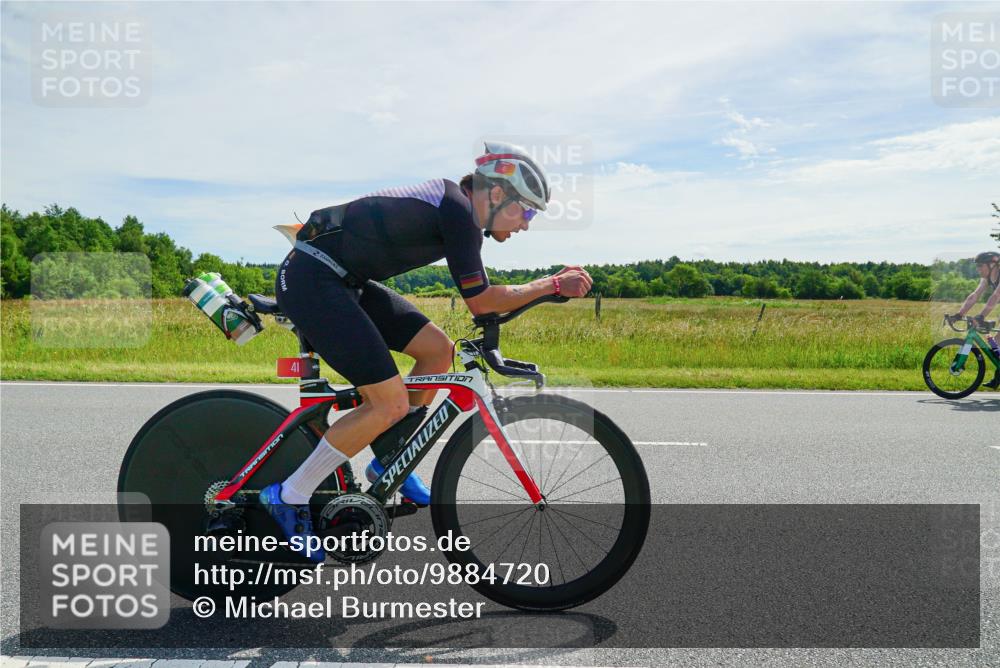 21.06.2026 - Viking Triathlon Michael Burmester http://msf.ph/oto/9884720 21.06.2026 11:27:11 Radfahren 41, 44, 63, 65, 74, 74, 87, 94, 111, 154, 162, 163, 166, 227, 266, 275, 344, 411, 460, 484, 522, 569, 651, 668 meine-sportfotos.de