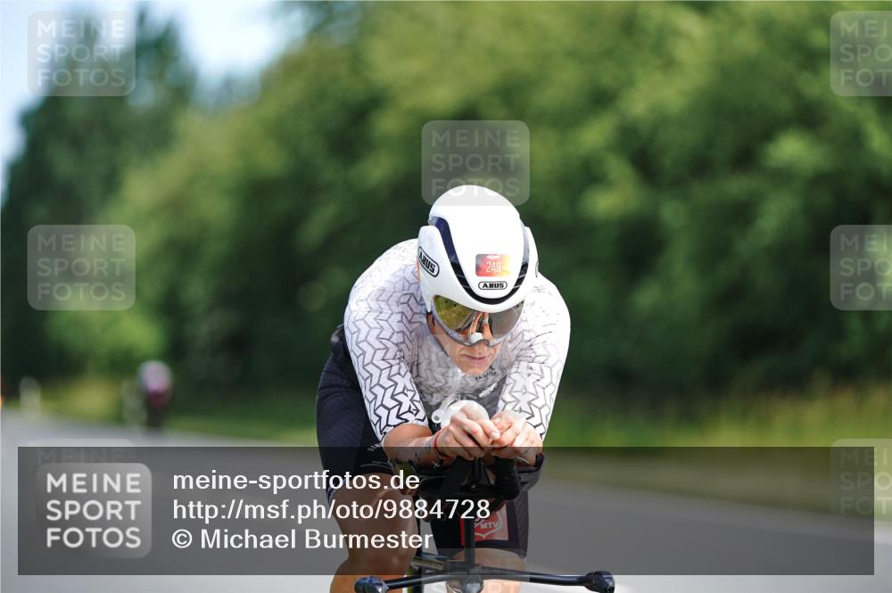 21.06.2026 - Viking Triathlon Michael Burmester http://msf.ph/oto/9884728 21.06.2026 11:20:08 Radfahren 21, 73, 98, 115, 126, 238, 249, 250, 257, 343, 509, 532, 625 meine-sportfotos.de