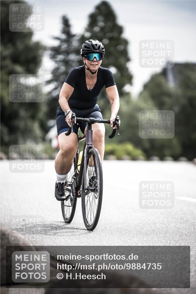 21.06.2026 - 29. Vierlanden-Triathlon H.Heesch http://msf.ph/oto/9884735 21.06.2026 10:36:18 Radfahren 223, 349, 504 meine-sportfotos.de
