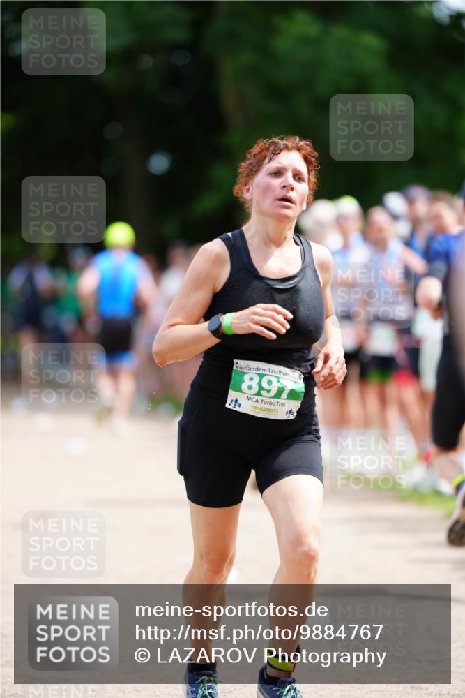 21.06.2026 - 29. Vierlanden-Triathlon LAZAROV Photography http://msf.ph/oto/9884767 21.06.2026 13:06:03 Laufen 202, 897 meine-sportfotos.de