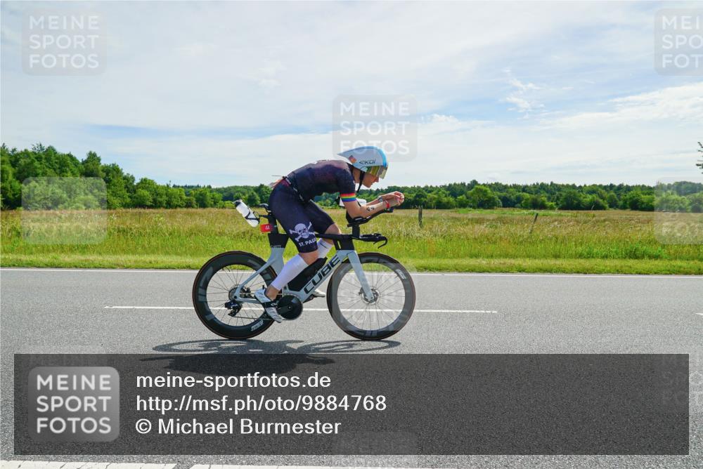 21.06.2026 - Viking Triathlon Michael Burmester http://msf.ph/oto/9884768 21.06.2026 11:27:16 Radfahren 41, 44, 63, 74, 87, 94, 111, 154, 162, 163, 166, 227, 266, 275, 411, 484, 522, 649, 651, 665, 668 meine-sportfotos.de