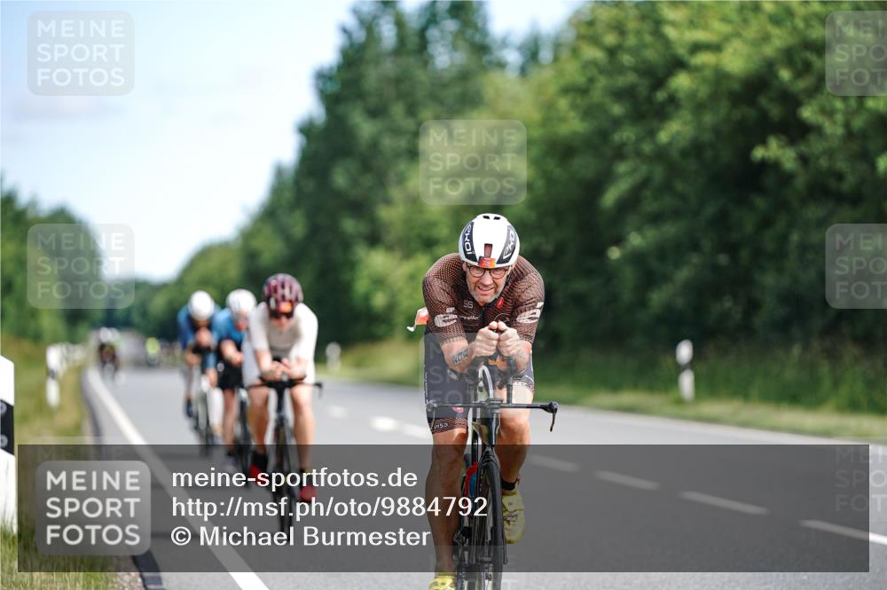 21.06.2026 - Viking Triathlon Michael Burmester http://msf.ph/oto/9884792 21.06.2026 11:20:20 Radfahren 2, 19, 21, 73, 98, 126, 200, 238, 391, 404, 472, 509, 532, 543, 568, 625 meine-sportfotos.de