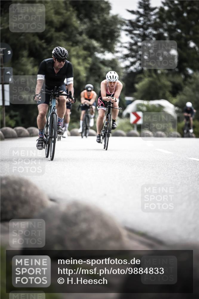 21.06.2026 - 29. Vierlanden-Triathlon H.Heesch http://msf.ph/oto/9884833 21.06.2026 10:36:39 Radfahren 51, 78, 99, 106, 177, 298 meine-sportfotos.de