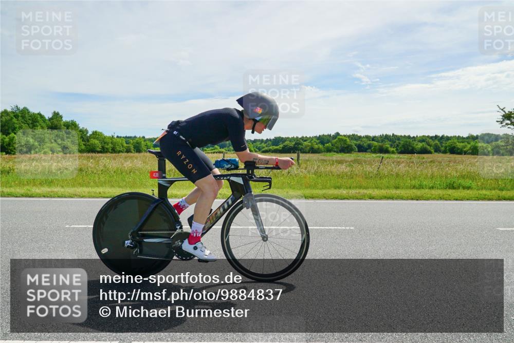 21.06.2026 - Viking Triathlon Michael Burmester http://msf.ph/oto/9884837 21.06.2026 11:27:51 Radfahren 38, 122, 186, 301, 315, 357, 357, 417, 438, 450, 513, 670 meine-sportfotos.de
