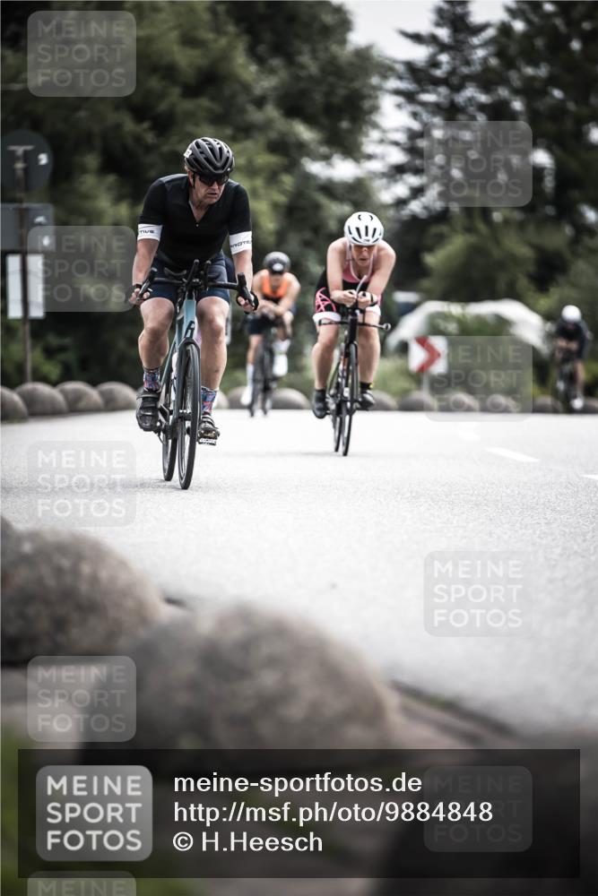 21.06.2026 - 29. Vierlanden-Triathlon H.Heesch http://msf.ph/oto/9884848 21.06.2026 10:36:39 Radfahren 51, 78, 99, 106, 177, 298 meine-sportfotos.de