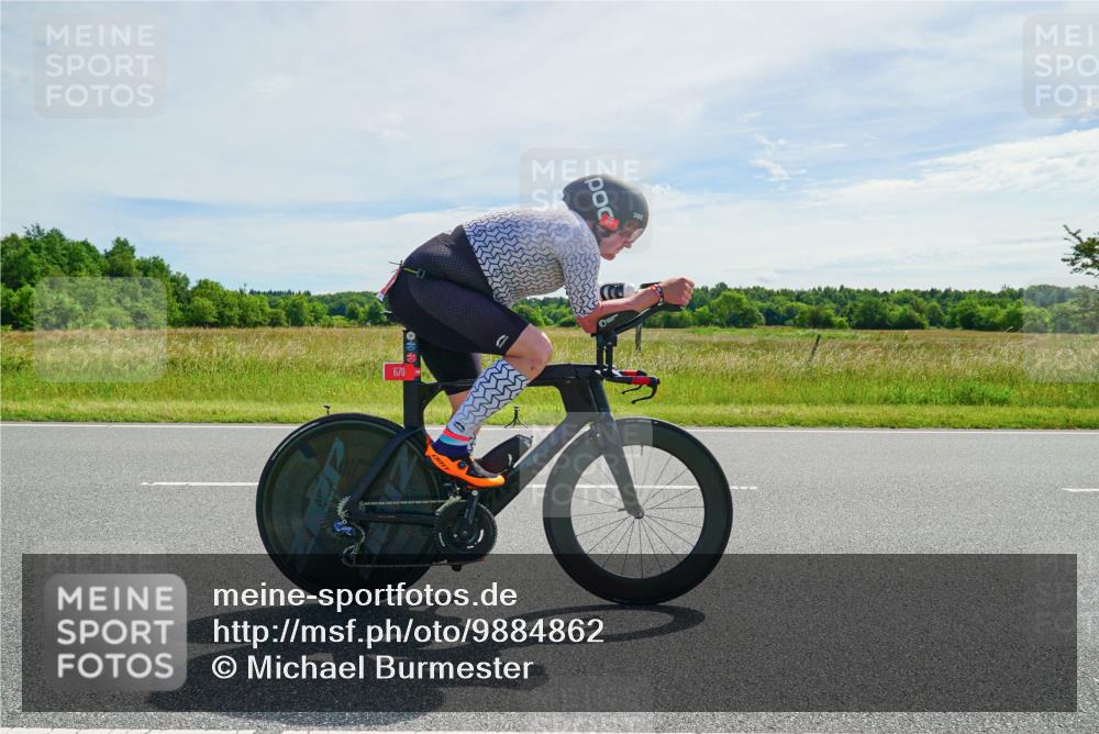 21.06.2026 - Viking Triathlon Michael Burmester http://msf.ph/oto/9884862 21.06.2026 11:28:02 Radfahren 38, 72, 95, 122, 186, 241, 315, 355, 357, 422, 439, 655, 670 meine-sportfotos.de